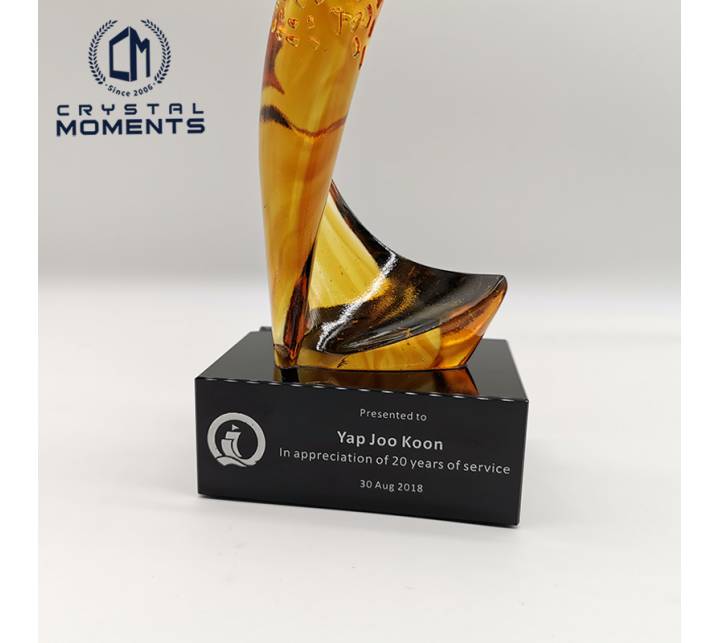 Colored Glaze (Liu Li 琉璃) Trophies & Awards