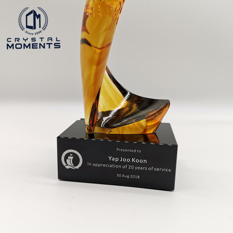 Colored Glaze (Liu Li 琉璃) Trophies & Awards
