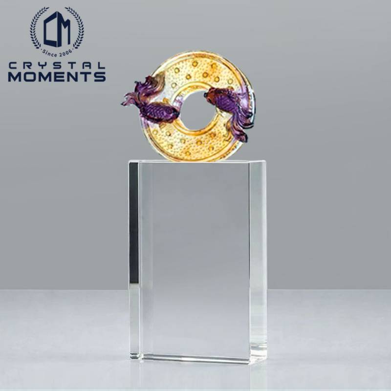 Colored Glaze (Liu Li 琉璃) Trophies & Awards