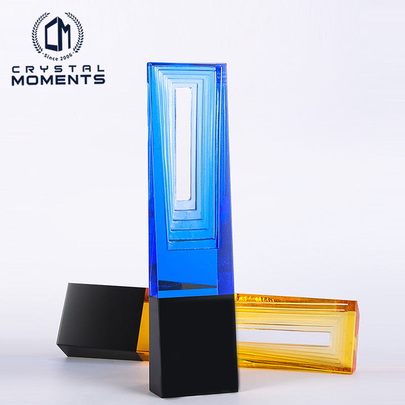Colored Glaze (Liu Li 琉璃) Trophies & Awards