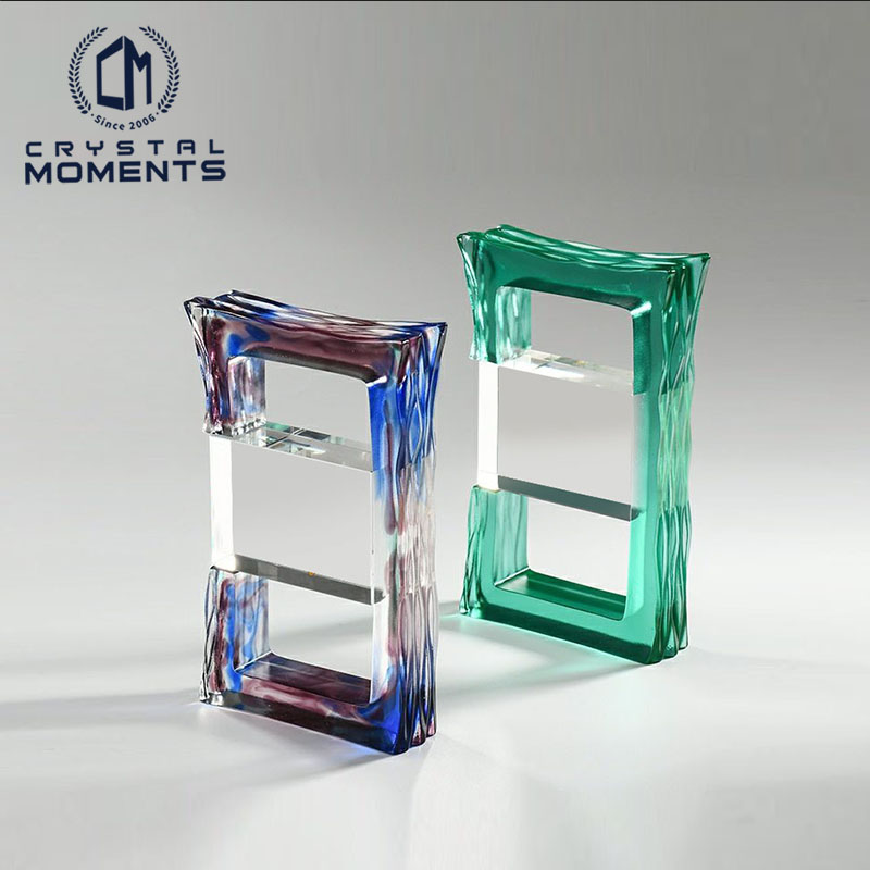 Colored Glaze (Liu Li 琉璃) Trophies & Awards