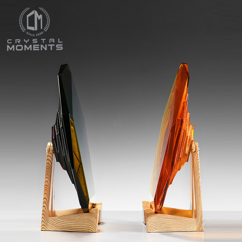 Colored Glaze (Liu Li 琉璃) Trophies & Awards