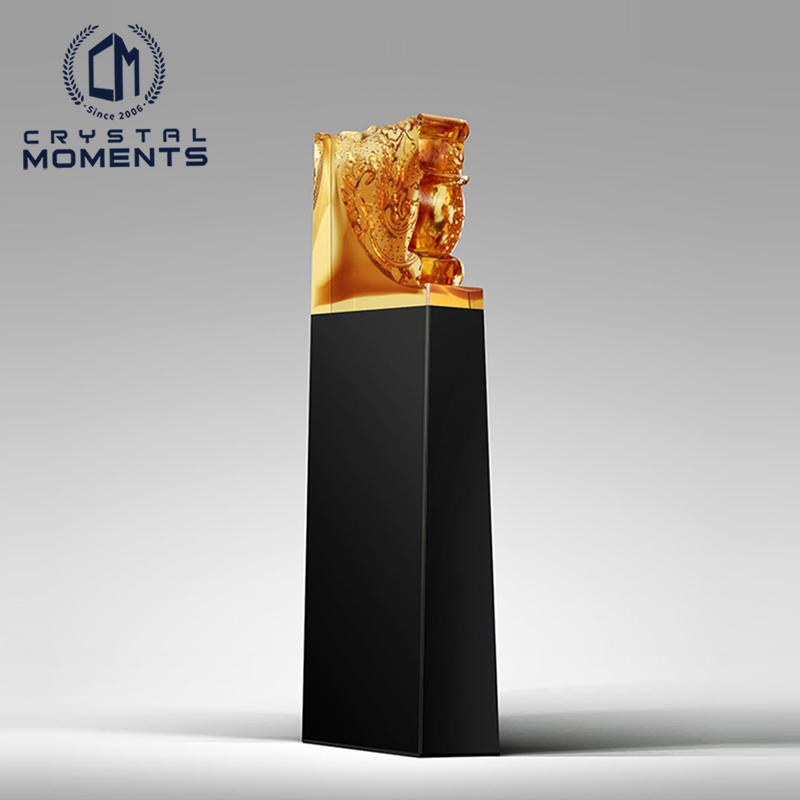 Colored Glaze (Liu Li 琉璃) Trophies & Awards