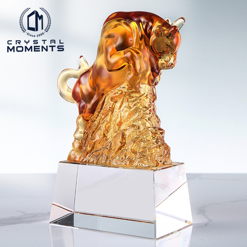 Colored Glaze (Liu Li 琉璃) Trophies & Awards