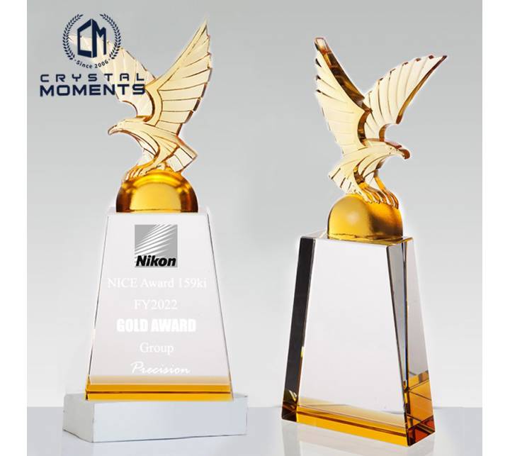 Colored Glaze (Liu Li 琉璃) Trophies & Awards