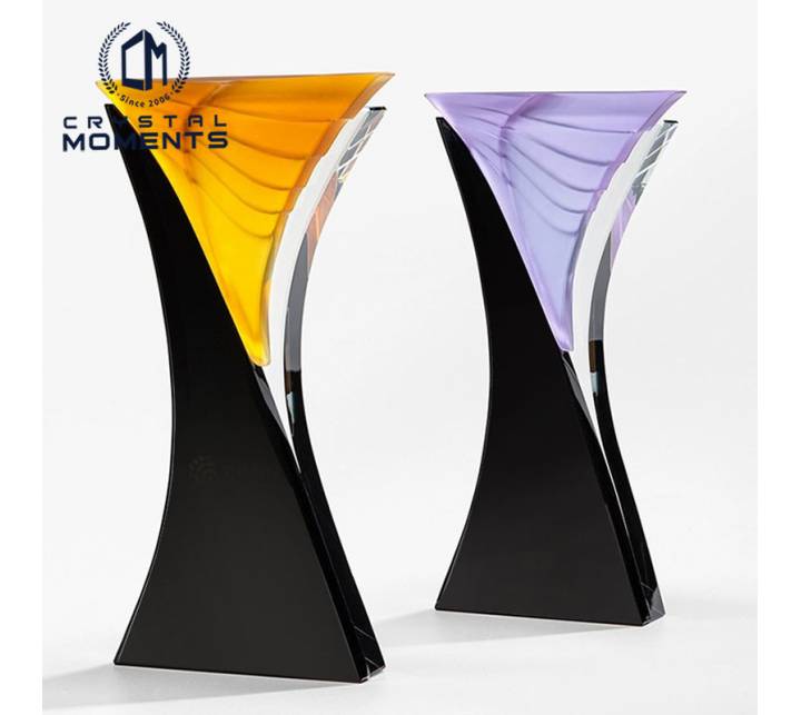 Colored Glaze (Liu Li 琉璃) Trophies & Awards